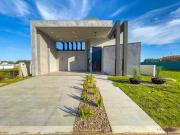 Casa / Sobrado para Venda em Nova Santa Rita/RS Sanga...