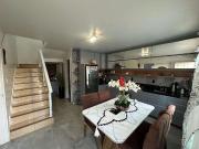 Casa / Sobrado para Venda em Palhoça/SC Alto Aririu 3...