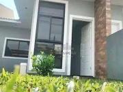 Casa / Sobrado para Venda em Palhoça/SC Aririu 2 Quartos