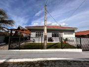 Casa / Sobrado para Venda em Palhoça/SC Aririu 3 Quartos