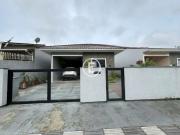 Casa / Sobrado para Venda em Palhoça/SC Barra do Aririú...