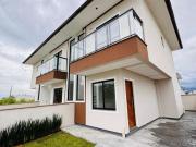 Casa / Sobrado para Venda em Palhoça/SC Bela Vista 2 Quartos