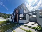 Casa / Sobrado para Venda em Palhoça/SC Bela Vista 3 Quartos