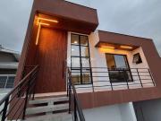 Casa / Sobrado para Venda em Palhoça/SC Bela Vista 3 Quartos