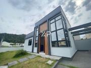 Casa / Sobrado para Venda em Palhoça/SC Bela Vista 3 Quartos