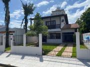 Casa / Sobrado para Venda em Palhoça/SC Centro 3 Quartos