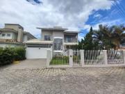 Casa / Sobrado para Venda em Palhoça/SC Centro 3 Quartos