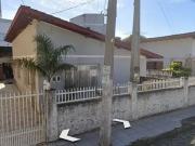 Casa / Sobrado para Venda em Palhoça/SC Centro 3 Quartos