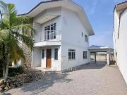 Casa / Sobrado para Venda em Palhoça/SC Centro 4 Quartos