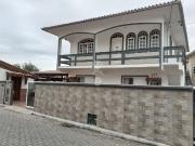 Casa / Sobrado para Venda em Palhoça/SC Centro 4 Quartos