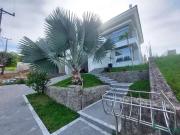 Casa / Sobrado para Venda em Palhoça/SC Centro 4 Quartos