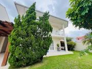 Casa / Sobrado para Venda em Palhoça/SC Centro 4 Quartos