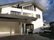 Casa / Sobrado para Venda em Palhoça/SC Centro 4 Quartos