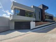 Casa / Sobrado para Venda em Palhoça/SC Cidade...