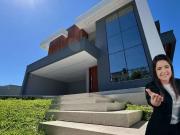 Casa / Sobrado para Venda em Palhoça/SC Cidade...