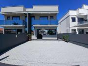 Casa / Sobrado para Venda em Palhoça/SC Enseada de Brito...
