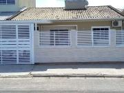Casa / Sobrado para Venda em Palhoça/SC Madri 2 Quartos