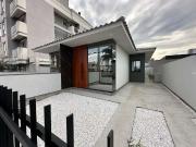 Casa / Sobrado para Venda em Palhoça/SC Nova Palhoça 3...