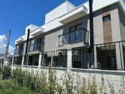 Casa / Sobrado para Venda em Palhoça/SC Nova Palhoça 3...