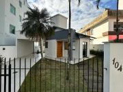 Casa / Sobrado para Venda em Palhoça/SC Pagani 2 Quartos