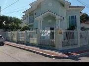 Casa / Sobrado para Venda em Palhoça/SC Pagani 3 Quartos