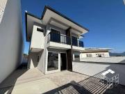 Casa / Sobrado para Venda em Palhoça/SC Pagani 3 Quartos