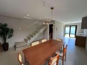 Casa / Sobrado para Venda em Palhoça/SC Pagani 3 Quartos