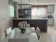 Casa / Sobrado para Venda em Palhoça/SC Pagani 3 Quartos