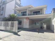 Casa / Sobrado para Venda em Palhoça/SC Pagani 3 Quartos