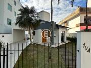 Casa / Sobrado para Venda em Palhoça/SC Pagani 3 Quartos