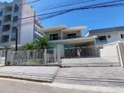 Casa / Sobrado para Venda em Palhoça/SC Pagani 3 Quartos