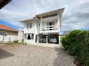 Casa / Sobrado para Venda em Palhoça/SC Pagani 4 Quartos