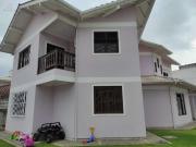 Casa / Sobrado para Venda em Palhoça/SC Pagani 5 Quartos