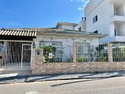 Casa / Sobrado para Venda em Palhoça/SC Passa Vinte 4...