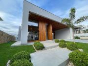 Casa / Sobrado para Venda em Palhoça/SC Pedra Branca 3...