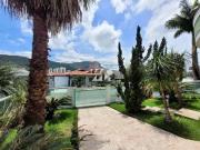 Casa / Sobrado para Venda em Palhoça/SC Pedra Branca 3...