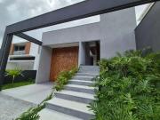 Casa / Sobrado para Venda em Palhoça/SC Pedra Branca 3... Casa / Sobrado para Venda em Palhoça/SC Pedra Branca 3...