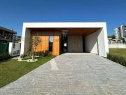 Casa / Sobrado para Venda em Palhoça/SC Pedra Branca 3...