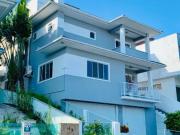 Casa / Sobrado para Venda em Palhoça/SC Pedra Branca 3...