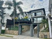 Casa / Sobrado para Venda em Palhoça/SC Pedra Branca 3...