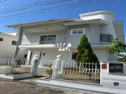 Casa / Sobrado para Venda em Palhoça/SC Pedra Branca 3...