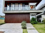 Casa / Sobrado para Venda em Palhoça/SC Pedra Branca 3...