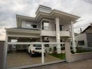 Casa / Sobrado para Venda em Palhoça/SC Pedra Branca 3...