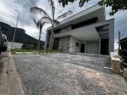 Casa / Sobrado para Venda em Palhoça/SC Pedra Branca 3...