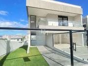 Casa / Sobrado para Venda em Palhoça/SC Pedra Branca 3...