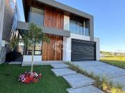 Casa / Sobrado para Venda em Palhoça/SC Pedra Branca 3...