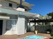 Casa / Sobrado para Venda em Palhoça/SC Pedra Branca 3...