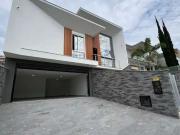 Casa / Sobrado para Venda em Palhoça/SC Pedra Branca 3...