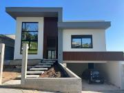 Casa / Sobrado para Venda em Palhoça/SC Pedra Branca 3...
