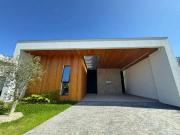 Casa / Sobrado para Venda em Palhoça/SC Pedra Branca 3...